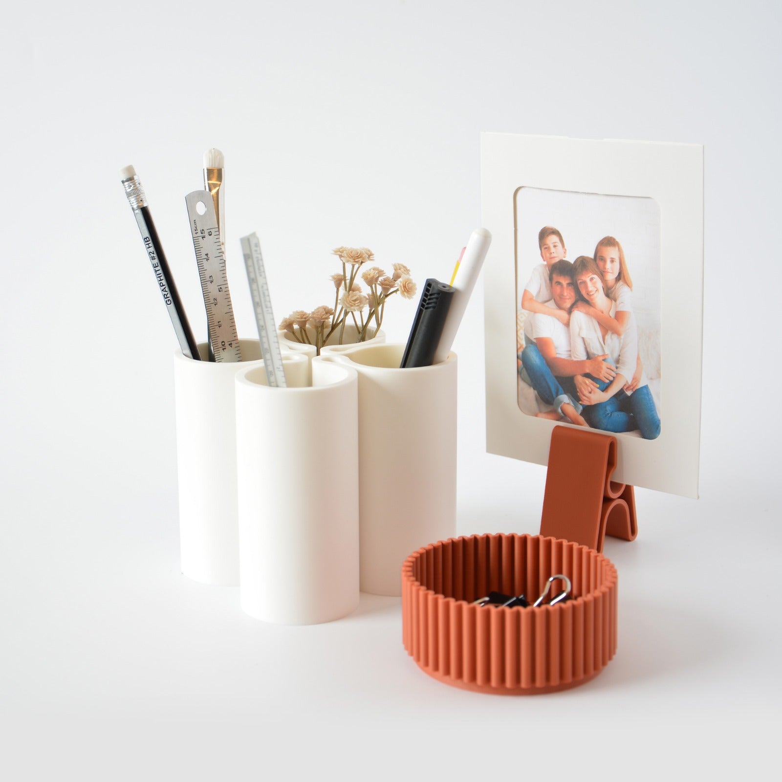 Quartet Pens Holder
